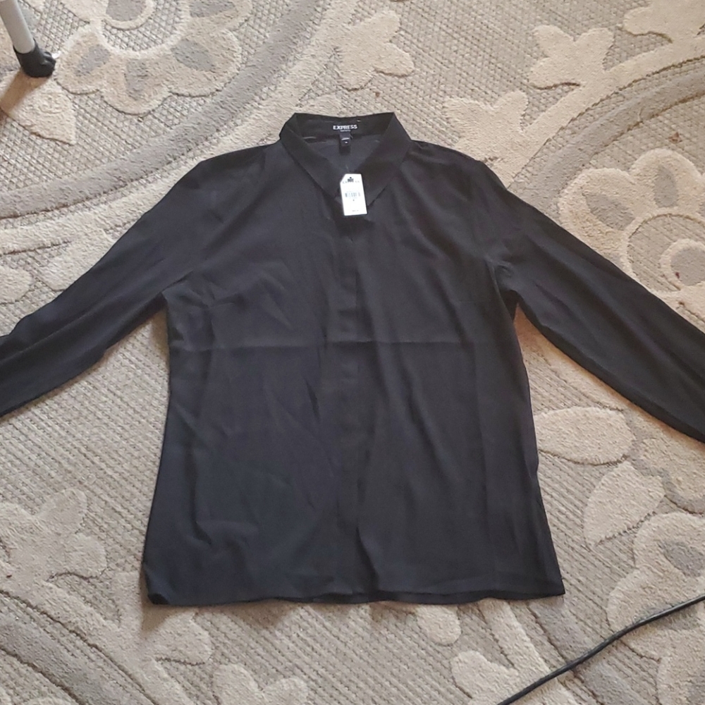 Long sleeve black shirt
